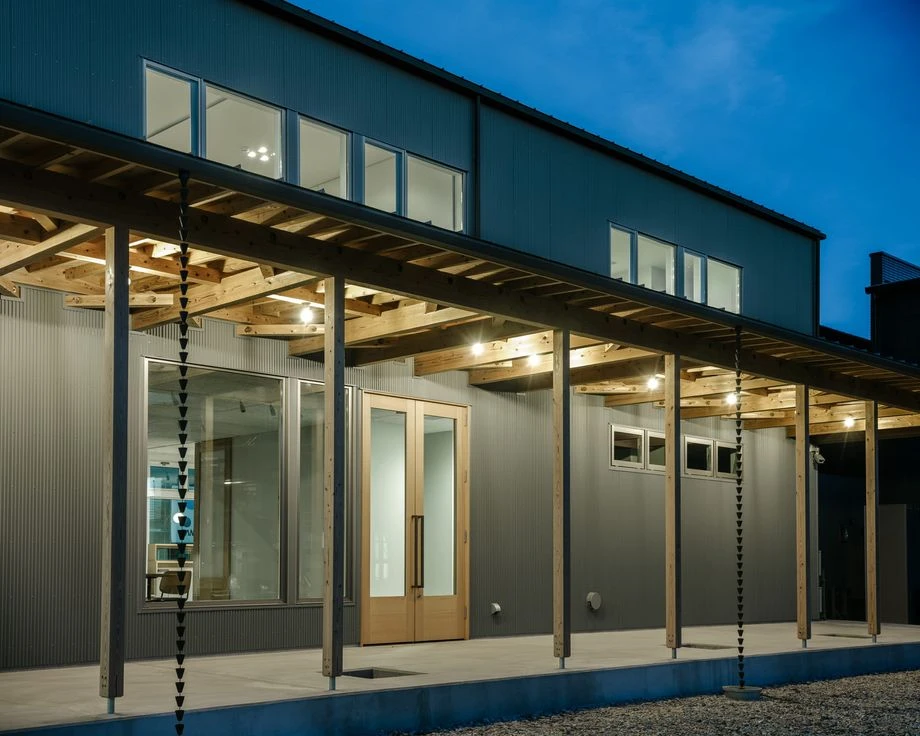 あめいろ工務店新社屋の写真