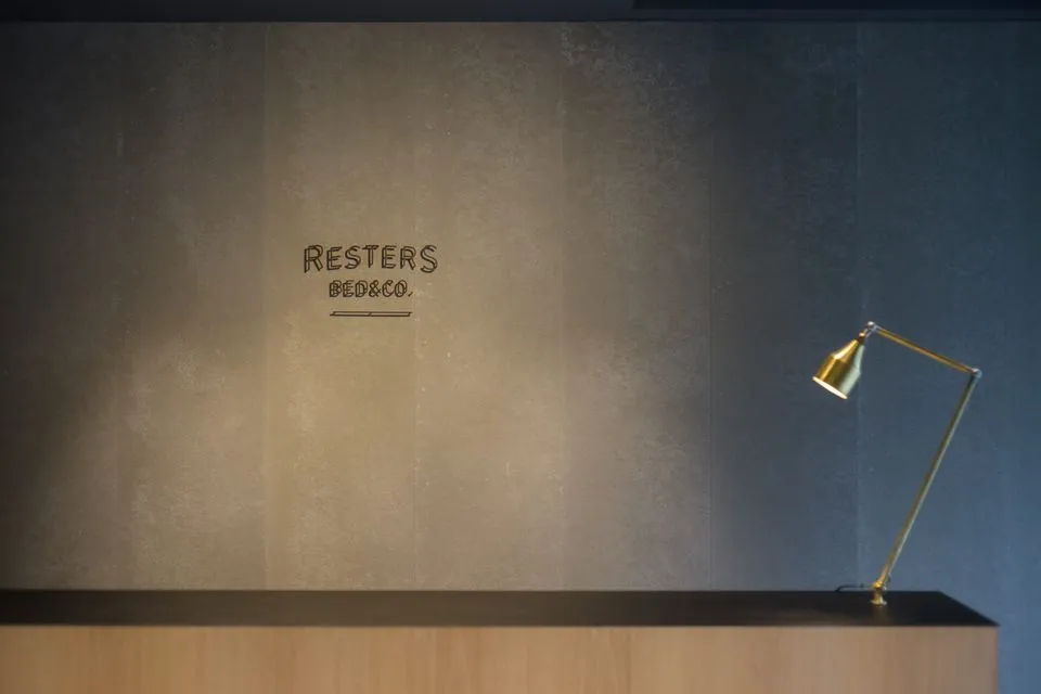 RESTERS BED&CO.